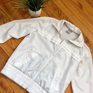 White nike windbreaker